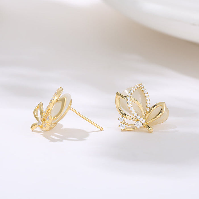 Maple leaf earrings