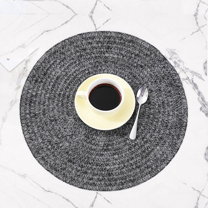 Washable round table mat